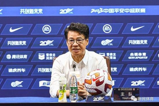 电梯里小妖精真紧高h